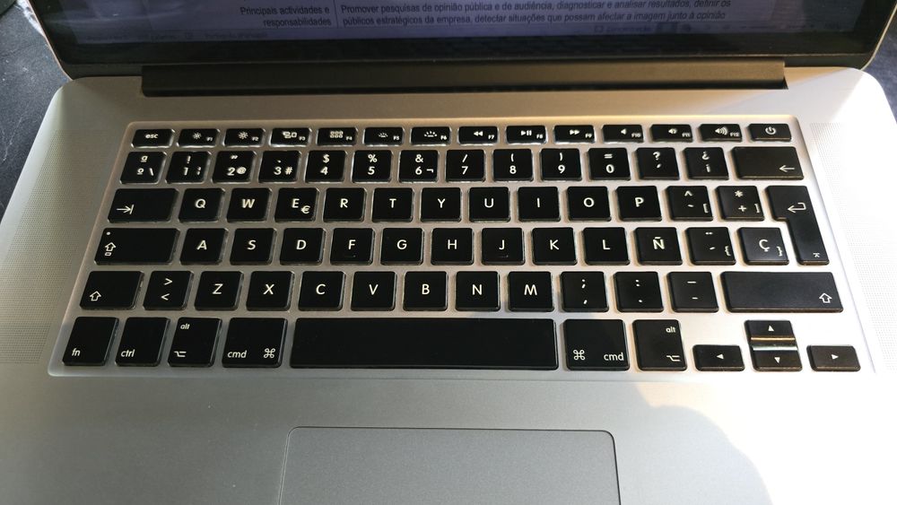 MacBook Pro Retina i7 - 15 Polegadas