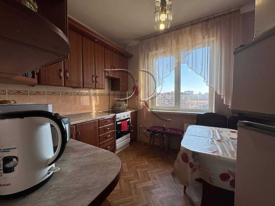 Оренда 2 к.квартири за адресою Академіка Єфремова 20/м.Академмістечко