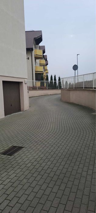 Sprzedam garaż wolnostojący podziemny