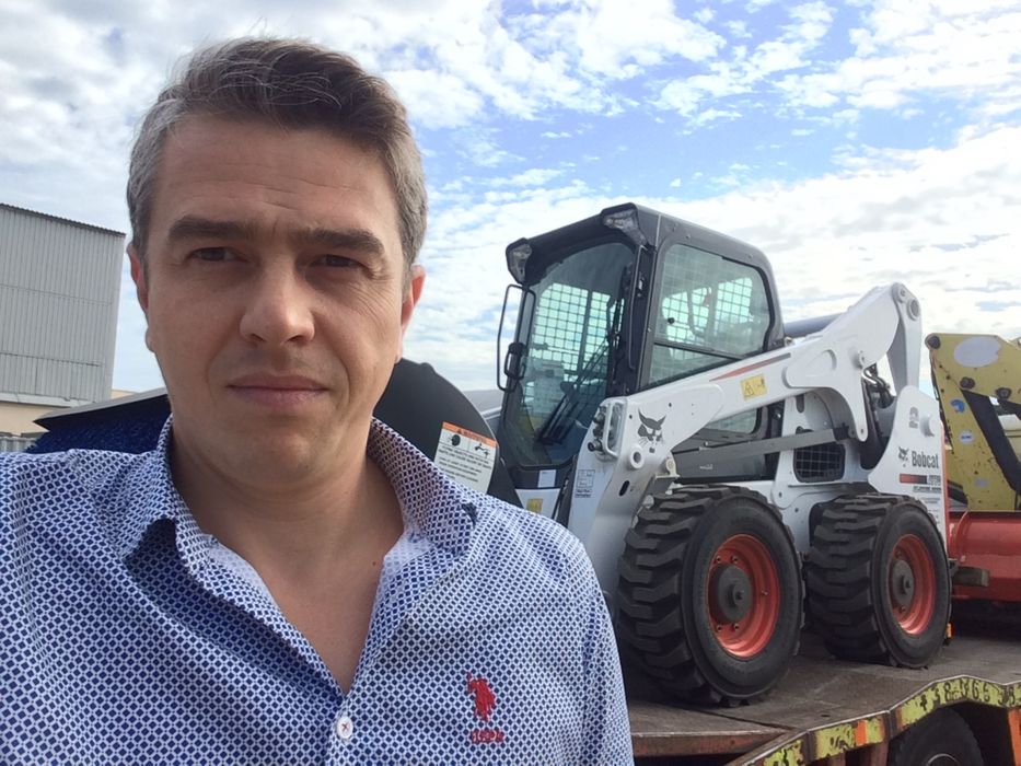Bobcat: допоможу вибрати мінінавантажувач і навісне під вашу задачу.