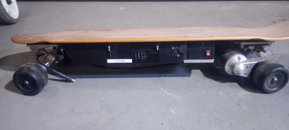 Deskorolka elektryczna  e-glide 42 special używany  deskorolka