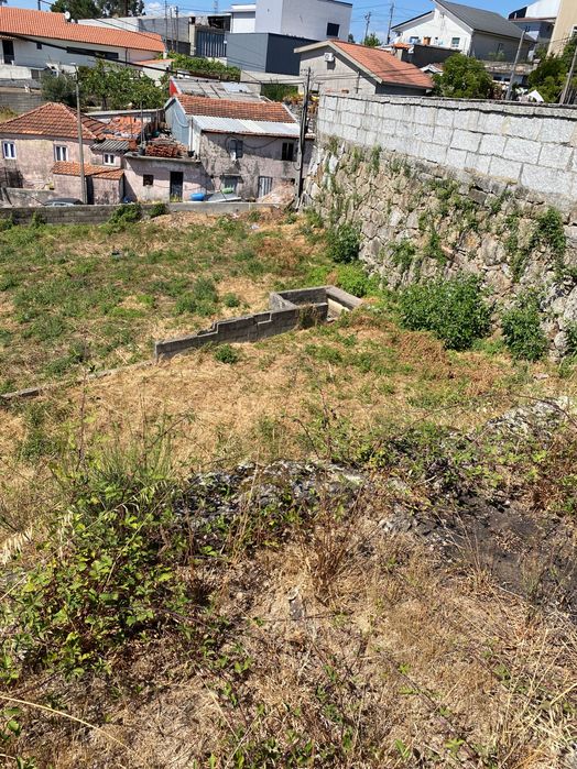 Terreno modelos paços de Ferreira Porto 1 951 m²