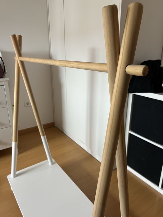 Chariot arrumação de roupa criança