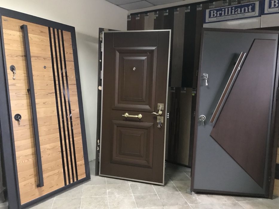 Двері вхідні Броньовані  РОЗПРОДАЖ