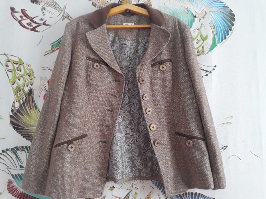 Твідовий шерстяний піджак розмір l/xl дивіться по замірах!