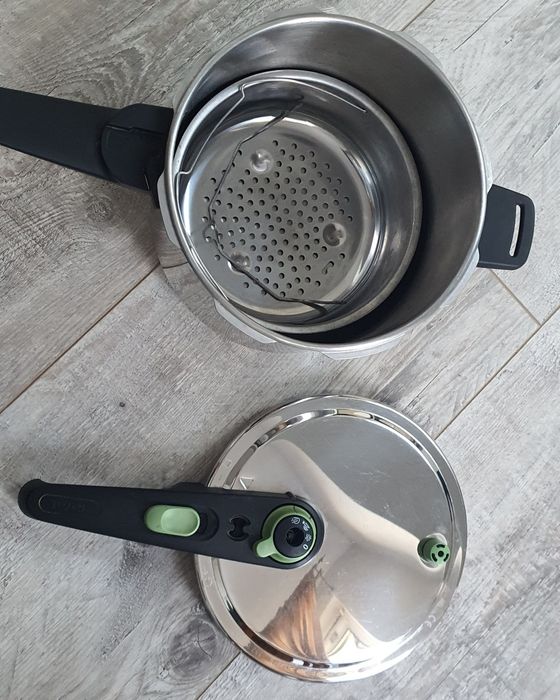 Szybkowar firmy Tefal 6L