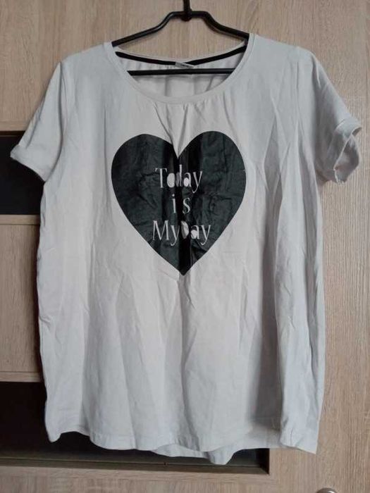 Biała koszulka damska