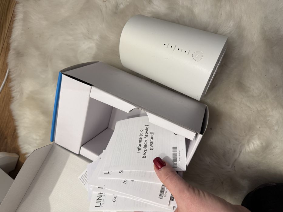 Router z opakowaniem