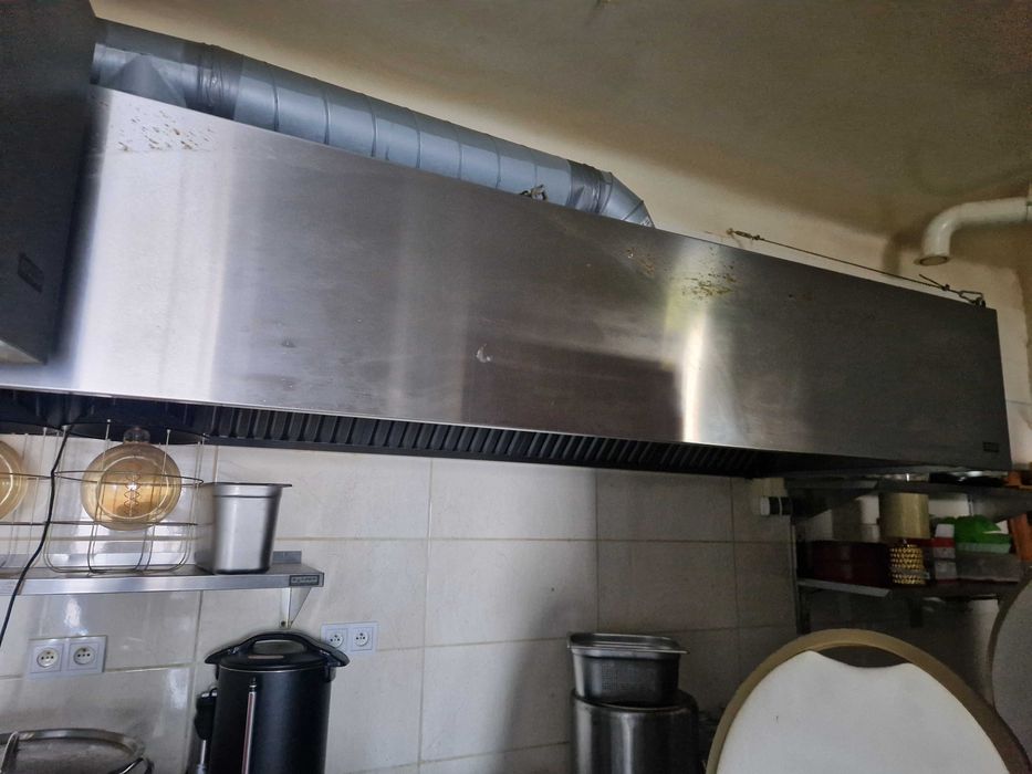 Okap przyścienny sz90xw45xd290