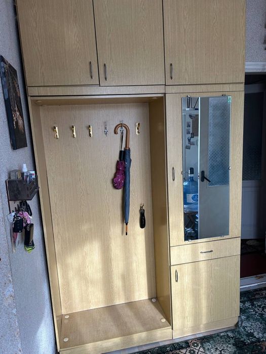 Шкаф в прихожую