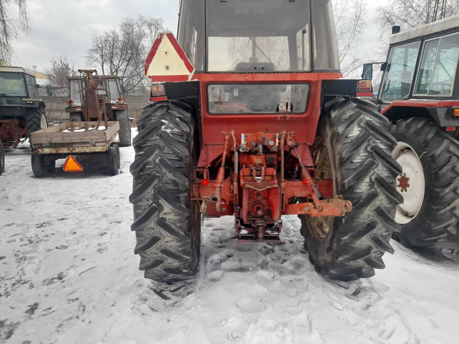 International case 695XL