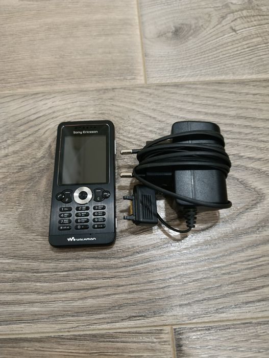 Sony Ericsson w302 Midnight Black