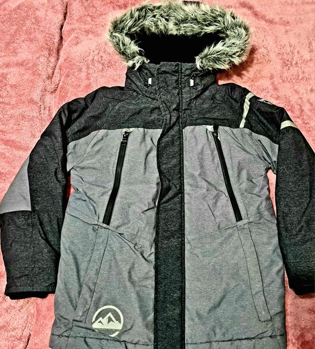 Зимняя куртка next на 8 лет, рост 128