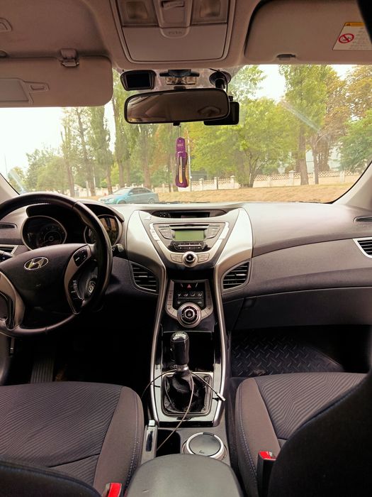 Продам Hyundai Elantra