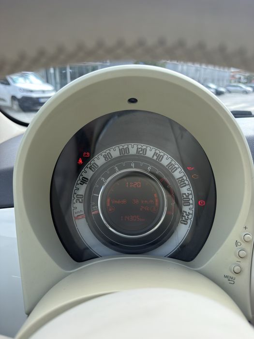 Fiat 500 1.2 com apenas 114.000km