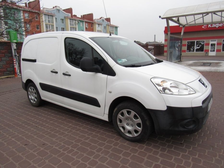 Задняя Четверть кузов Ситоен Берлинго Пежо Партнер Citroen Berlingo В9