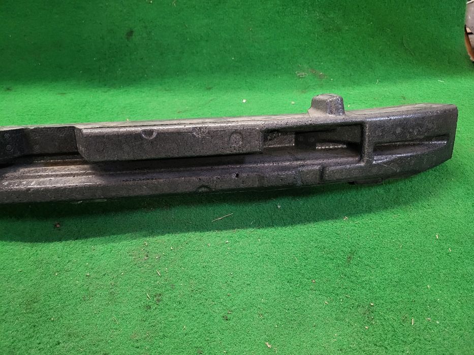 VW Golf VII 7 absorber zderzaka przód