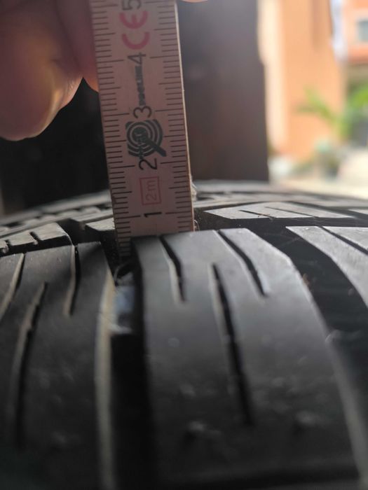 Opona Pirelli P6 four seasons 255/45/18 rok 2004