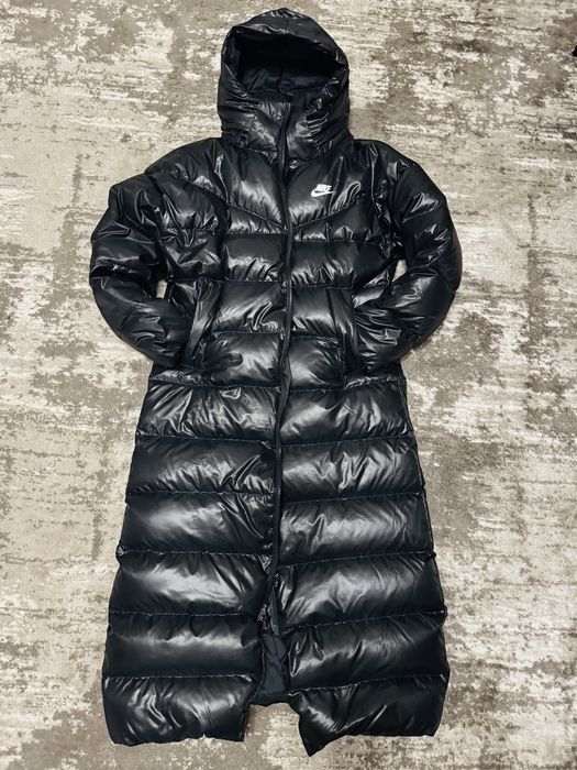 Жіночий пуховик Nike sportswear therma -fit чорний