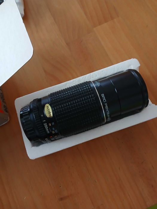 Pentax ME + SMC 50mm f/1.7 + 80-200mm f/4.5 + Flash Sunpak GX24