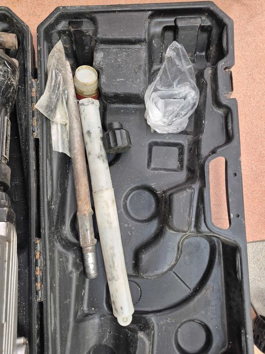 Młot wyburzeniowy Workzone Z1G-DS65D 1700W; Komis Jasło Igielna