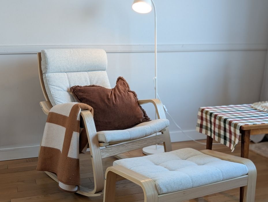 Fotel bujany z podnóżkiem Ikea Poang