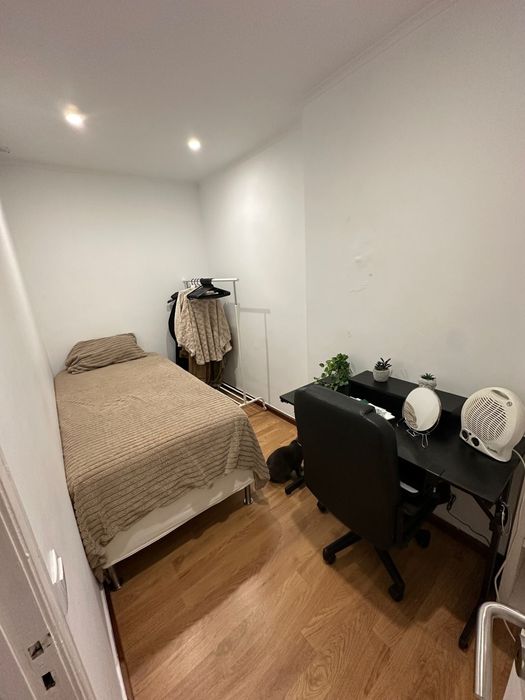 Quarto disponivel para arrendamento