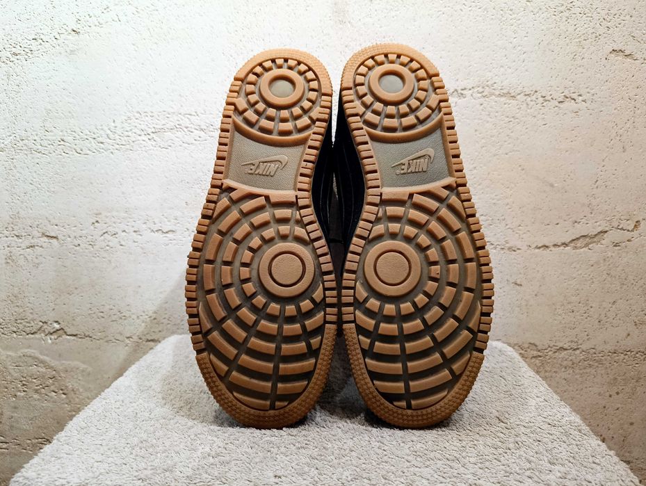 Zimowe NIKE EBERNON MID WINTER r.44,5 stan bardzo dobry