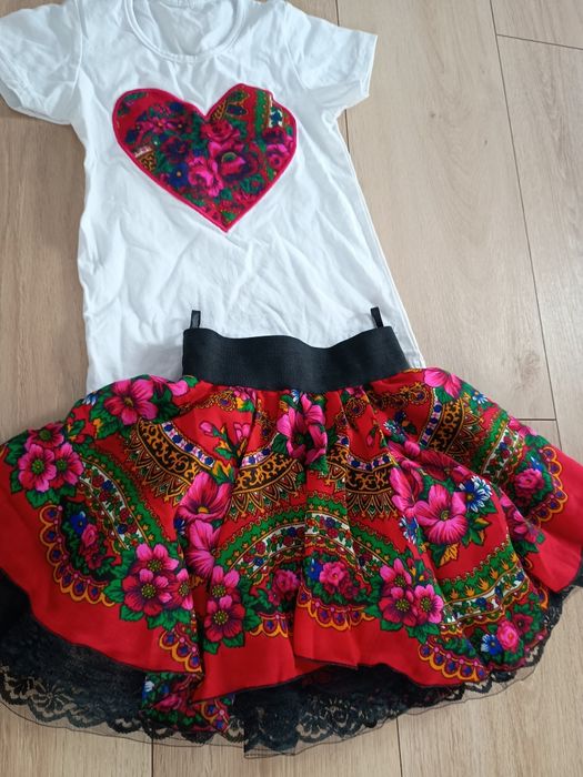 Spódniczka bluzka 104 krakowska