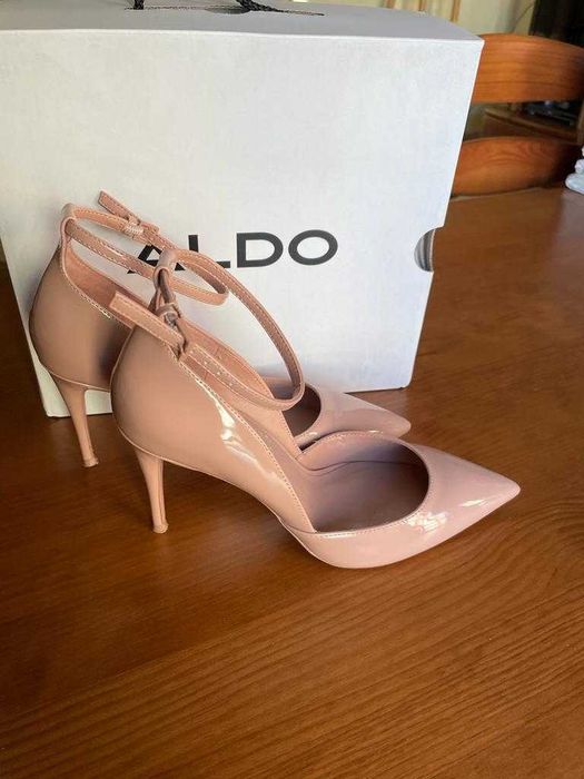 Sapatos da marca Aldo