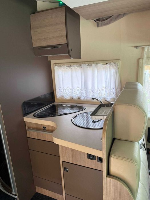 Camper Chausson 748B