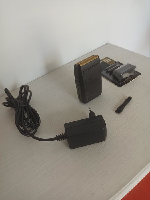 Wahl Finale Shaver + Oferta cabeça suplente - Fade/Barbear