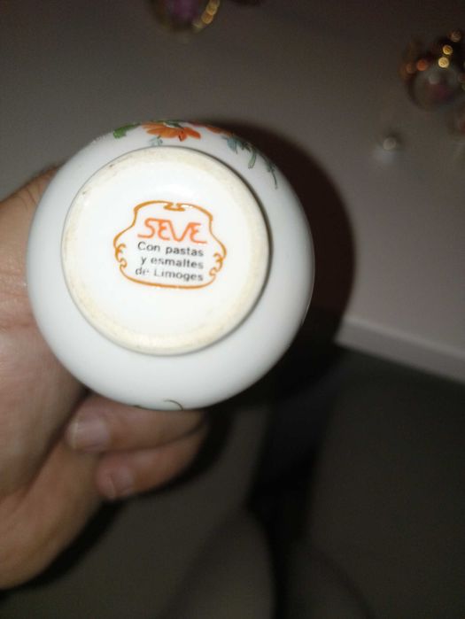 Peças em miniatura de porcelana Limoges