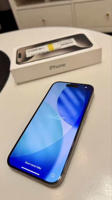 iPhone 15 PRO natural titanium