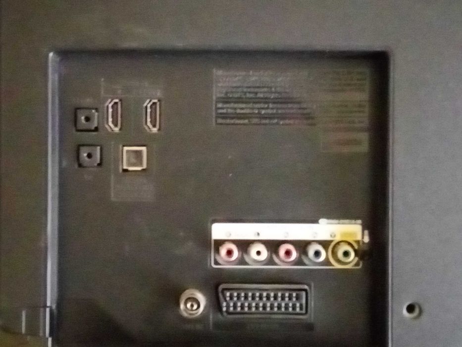 Telewizor LED Samsung UE32EH4000.