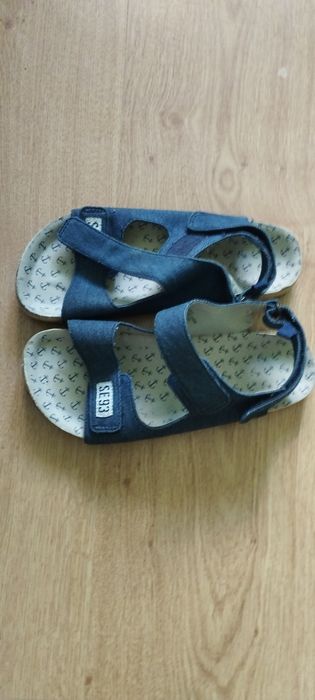 Sandałki rozm 33