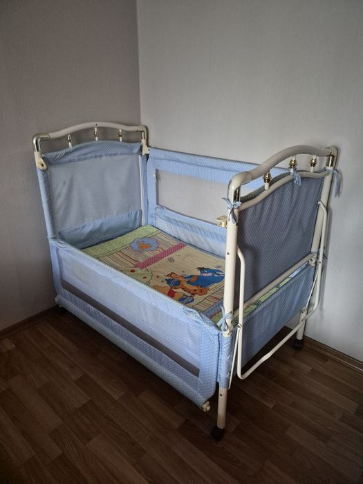 Кроватка Ліжечко дитяче з балдахіном та люлькою