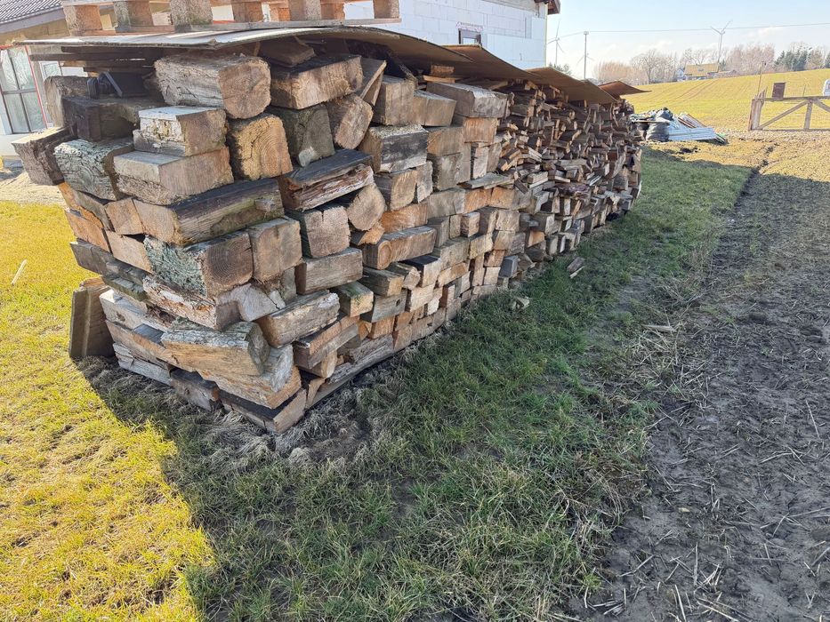 Drewno pocięte sosnowe