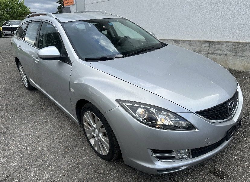 Mazda 6  2.0 дизель  2010 рік зі Швейцаріі для військових