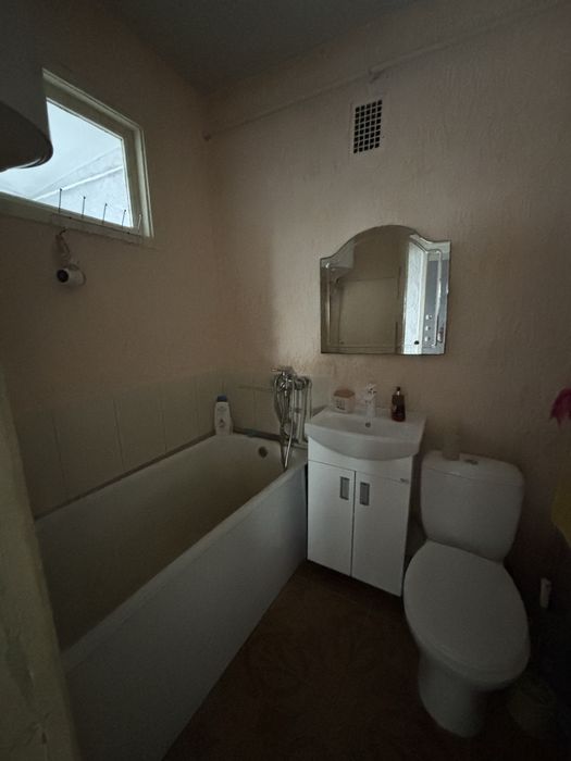 Здам двокімнатну  квартиру  подобово посуточно