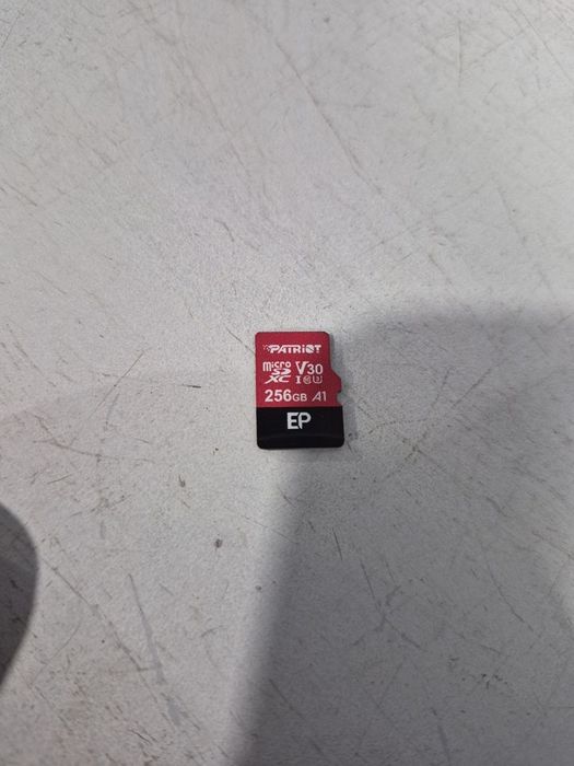 Карта пам'яті Patriot 256GB microSDXC class 10 UHS-I/U3 EP A1 (PEF256GEP31MCX)