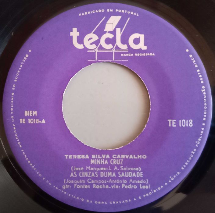 Teresa Silva Carvalho	- - - - -	Um Pouco Mais de Mim	- - - - -	EP