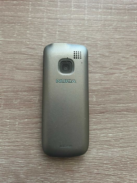 Telemóvel vintage Nokia C1-01