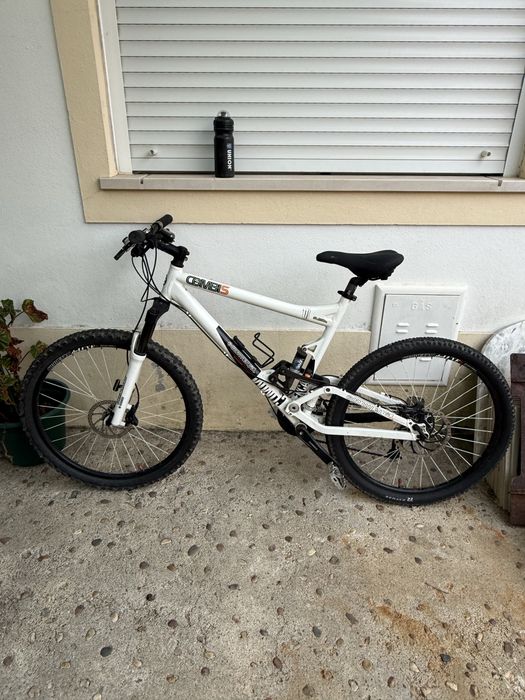 Commençal combi S bicicleta btt enduro