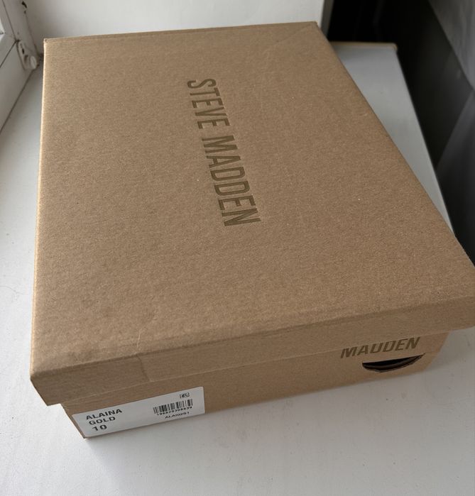 Золоті босоніжки Steve Madden, 39