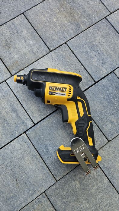Wkrętarka do GK DeWalt DCF620 + magazynek DCF6202