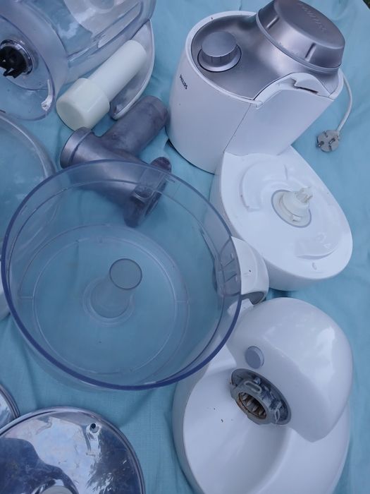 Кухонний комбайн Philips 7766 на розпродаж