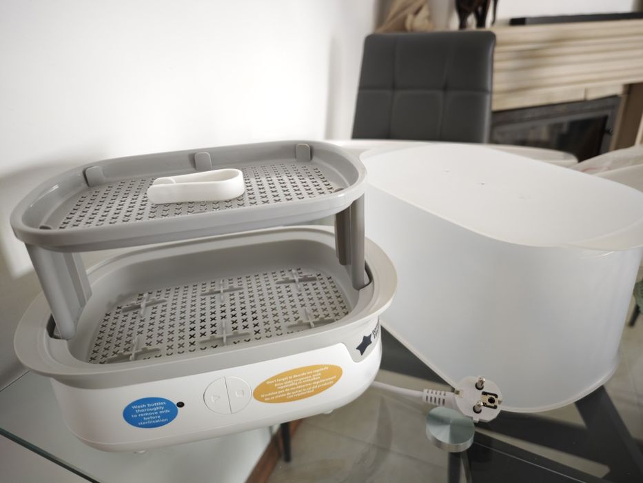 Esterilizador Biberões e Chupetas Tommee Tippee - Praticamente Novo