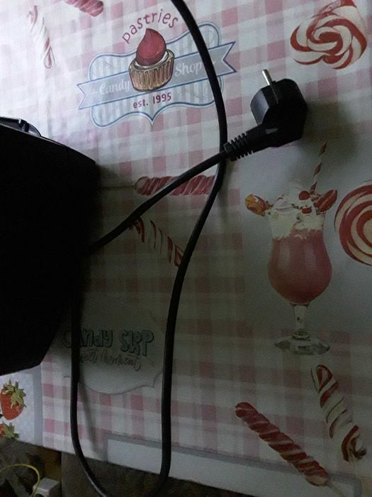 Кофеварка кавоварка рожковая Delonghi ec152.cd