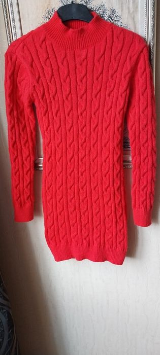 Платье  трикотажное  разные